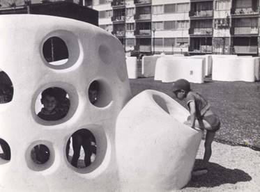 58-01 l'Ha&yuml; les Roses 2